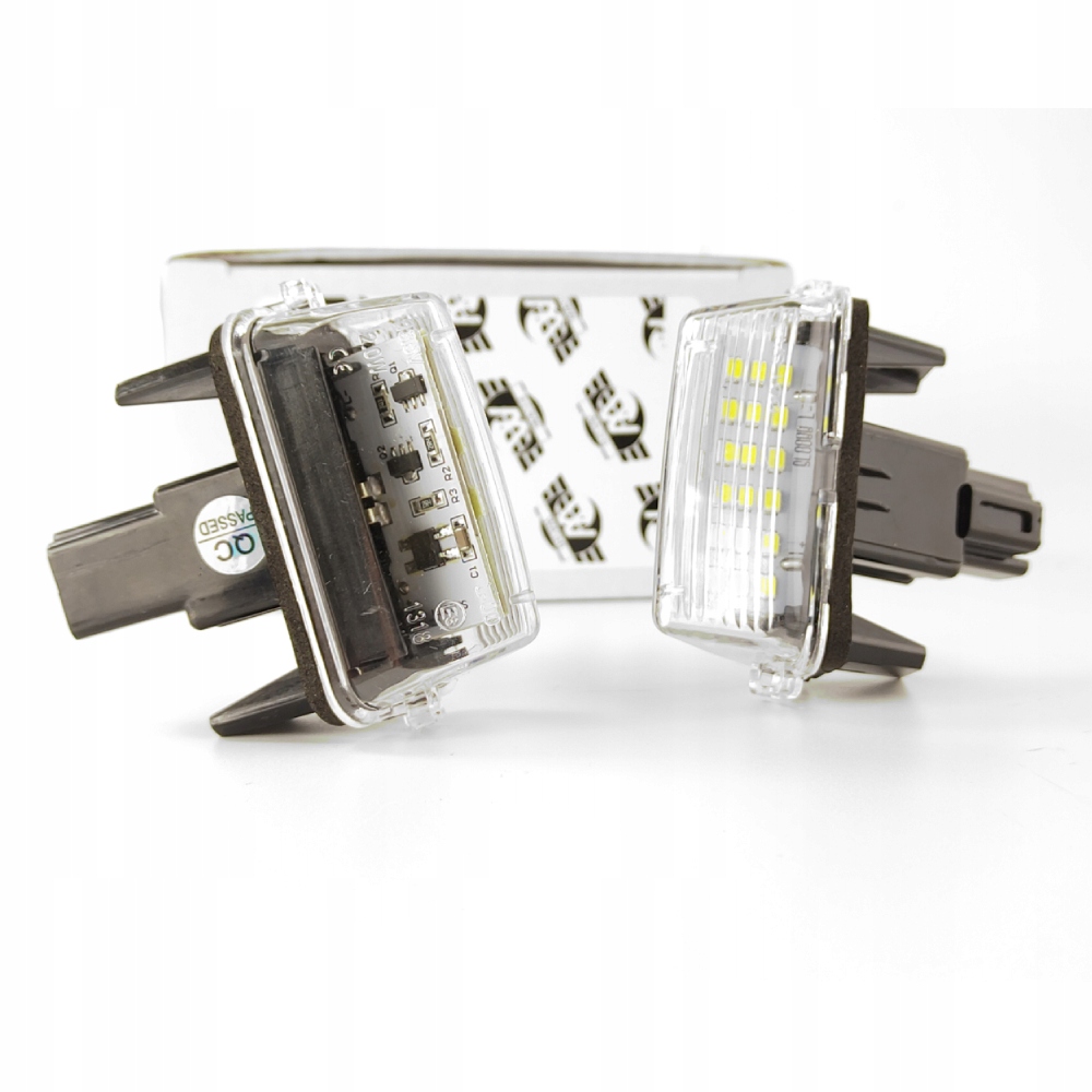 фото №1, Лампа номерного знака регистрационный toyota avensis yaris led kpl