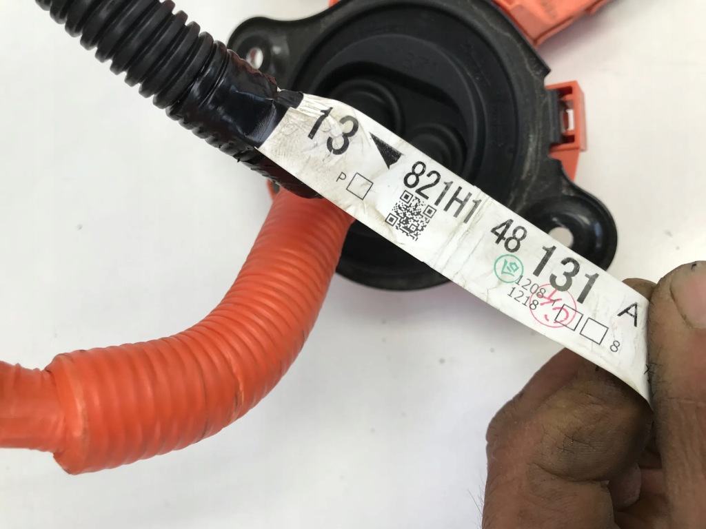 фото №8, Toyota rav4 v gr 2023 2.5 h жгут battterii инвертора 821h1-48131a