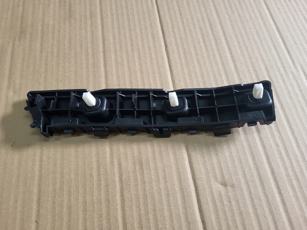 фото №6, Kia sportage 5 v 22r напрямна кронштейн бампера задня