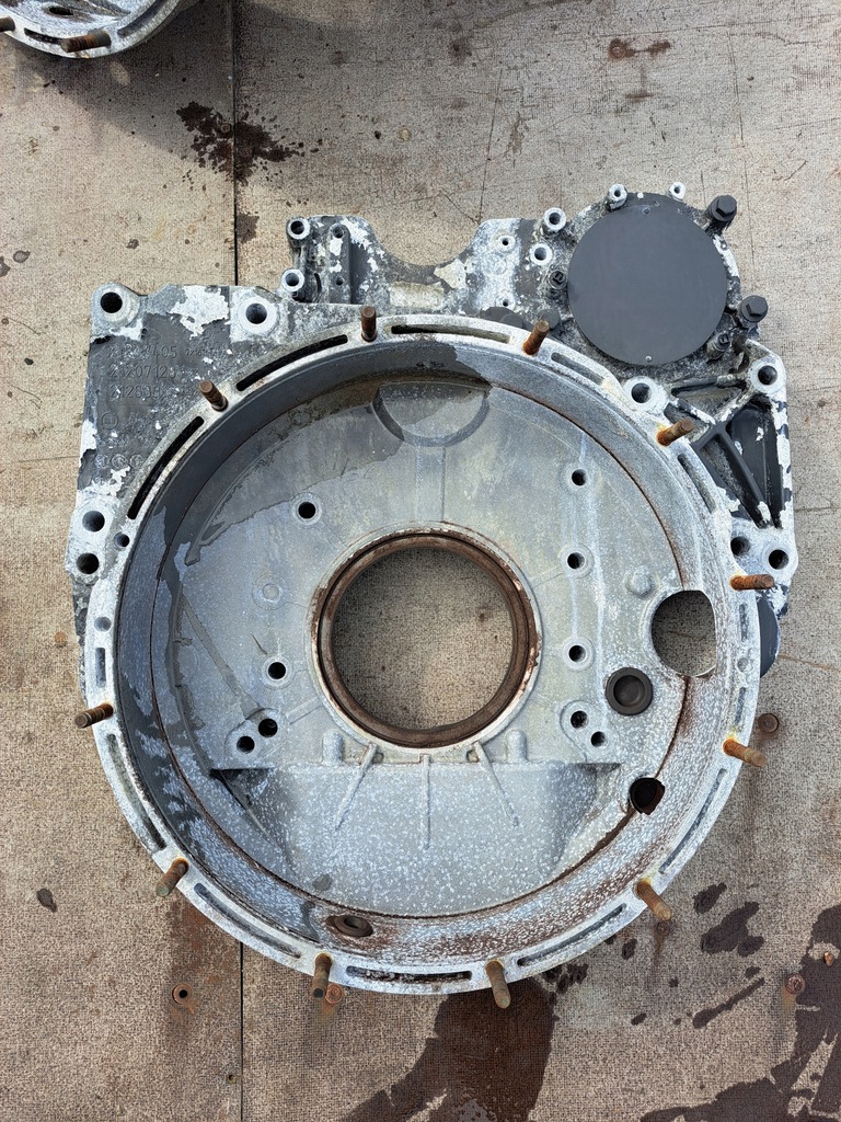фото №1, Корпус сцепления колеса маховика автоматическая коробка передач renault magnum dxi 13