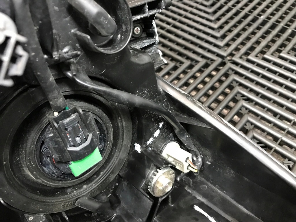 фото №7, Фара лампа ліва mazda 3 bm 2013-2016