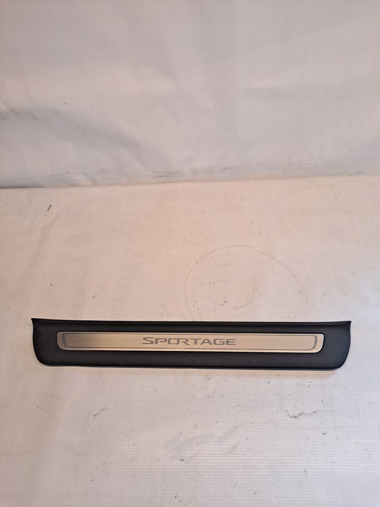 фото №1, Молдинг накладка поріг права перед kia sportage iv 85884-f1500