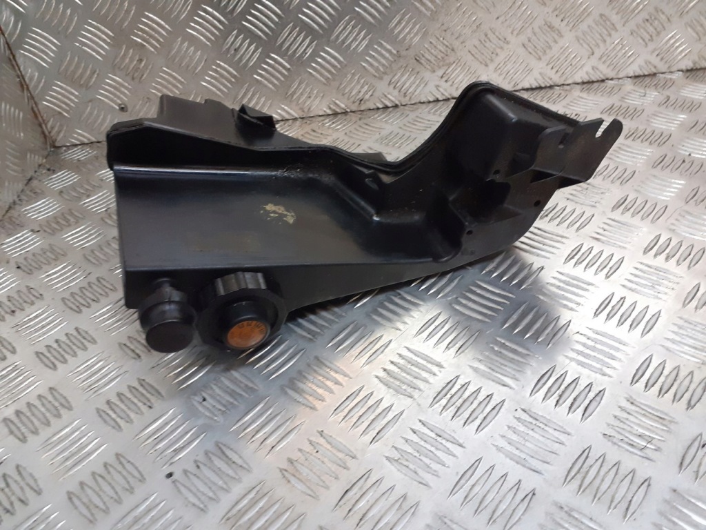 Купити Бак airmatic mercedes w203 2.0 b