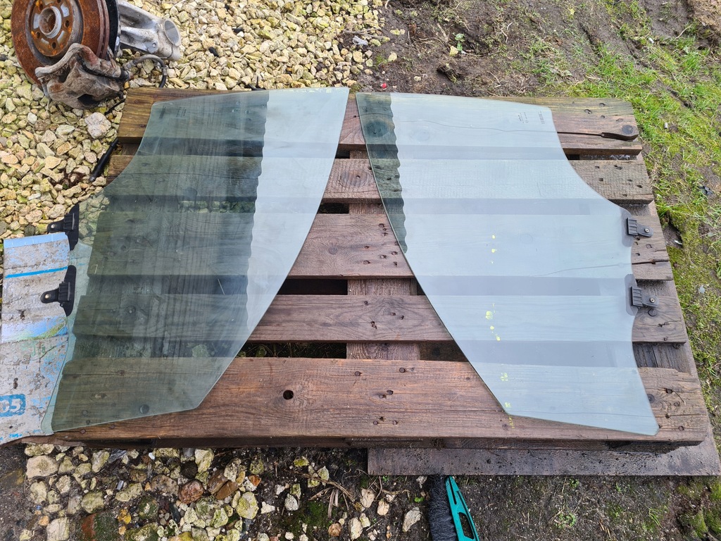 фото №1, Kia sportage v скло бічна двері лівий перед 22r