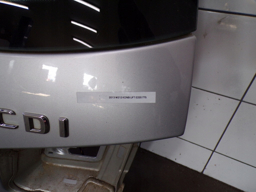 фото №6, Крышка багажника задняя задняя mercedes w212 kombi lak 775