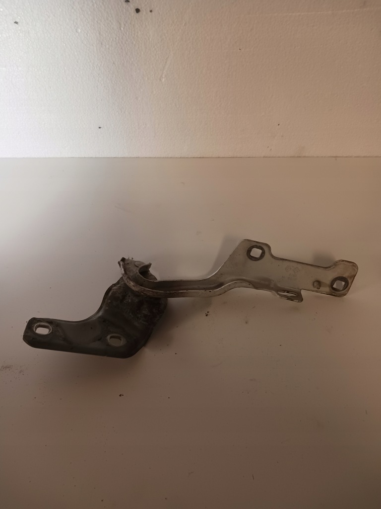 фото №1, Петля капот правый renault clio iii