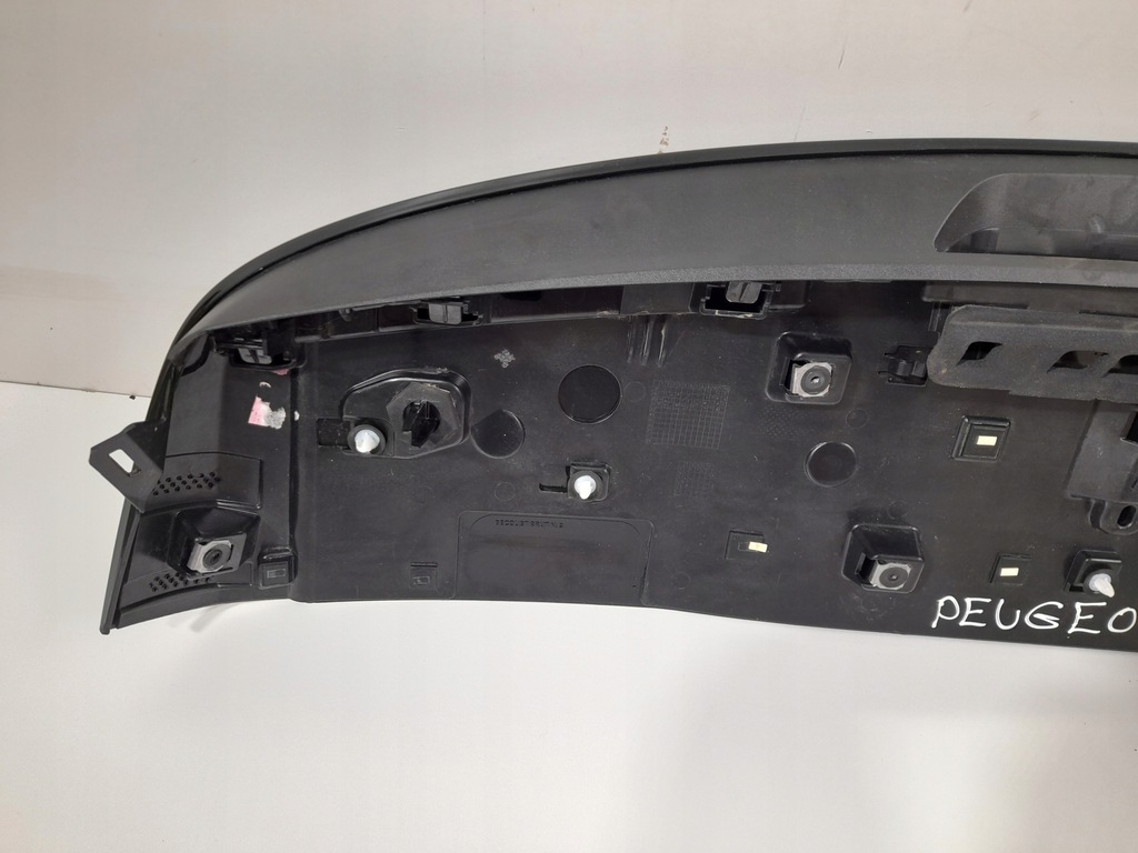 фото №4, Peugeot 2008 ii спойлер спойлер задній кришки 9825814080 px34