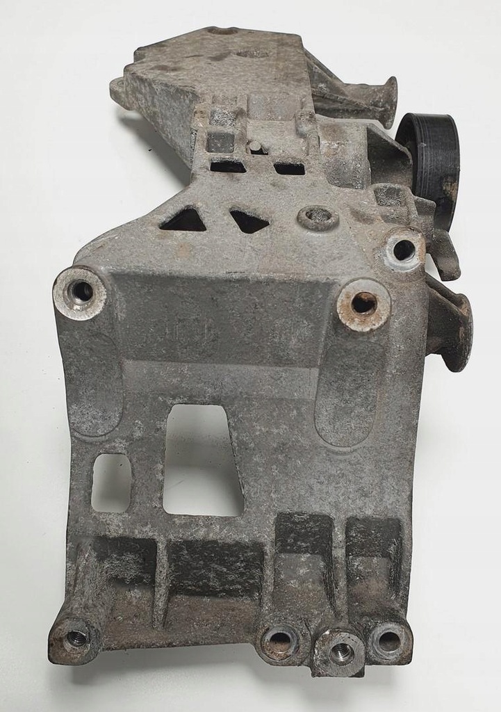 фото №4, Кронштейн основа генератора mercedes w169 w245