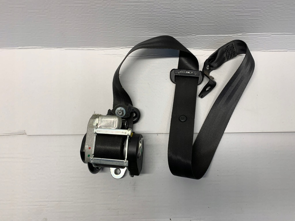 фото №1, Pas безопасности правый перед 621492600 skoda rapid