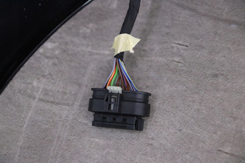 фото №10, Bmw 7 g70 бампер задняя задний 475 black sapphire металлик