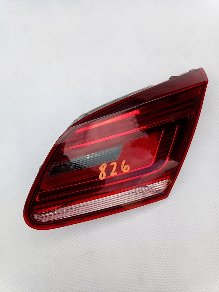фото №1, Лампа задня задня права w кришка vw passat cc lift