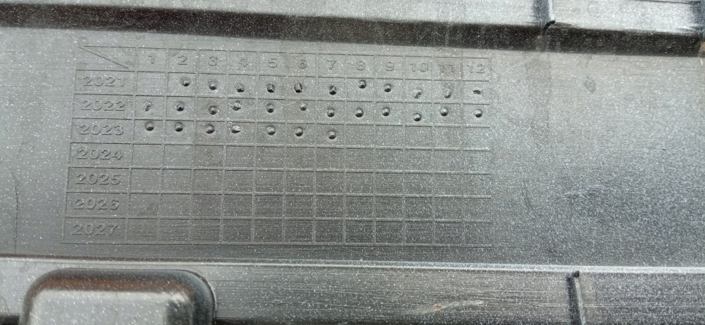 фото №13, Hyundai ioniq v 5 21- молдинг накладка дверь левый задняя 87731-gi100