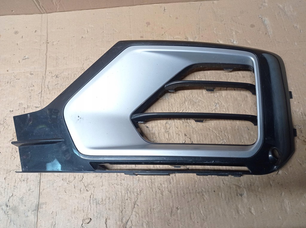 фото №1, Решітка заглушка бампера лівий перед audi q2