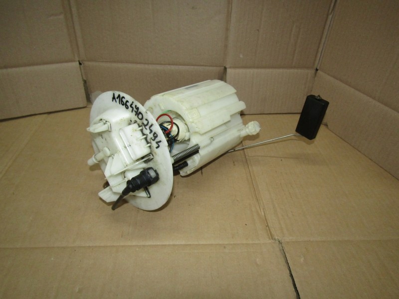 Купить Mercedes ml w166 помпа насос топлива 1664702494
