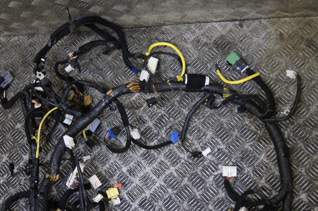 фото №4, Електропроводка джгут консолі 1.7 crdi optima iii