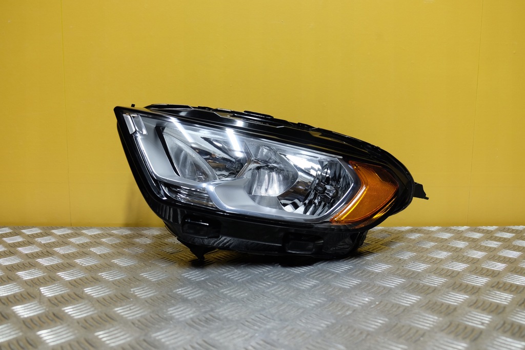 фото №1, Ford ecosport 2018- фара лампа звичайна світла l usa