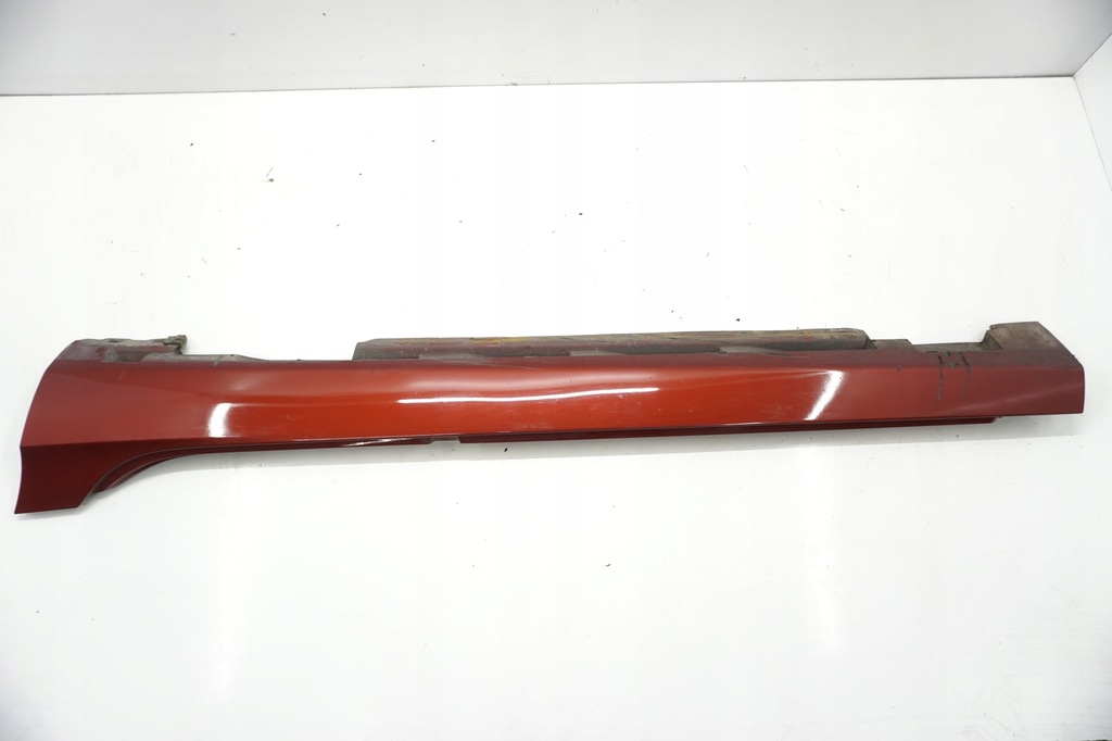 фото №1, Volvo v40 ii lift молдинг порог левая 702-46