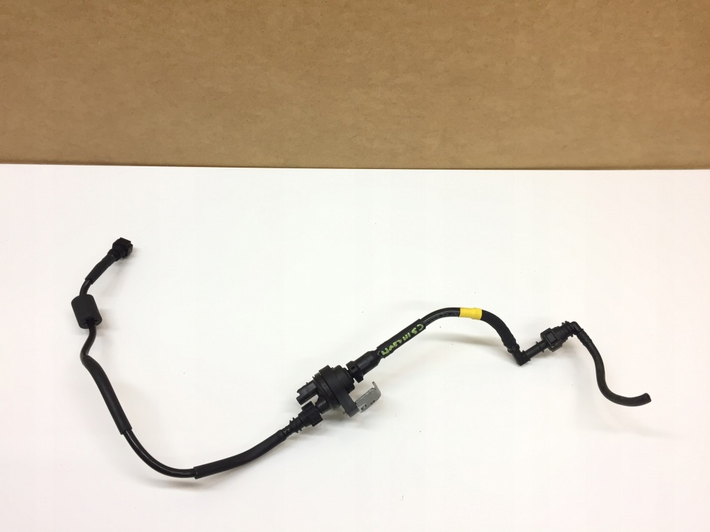 фото №1, Citroen c3 iii 1.2 шланг клапан помпа топлива