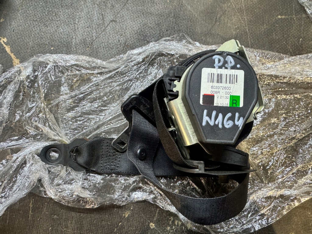 фото №1, Mercedes w164 pas безопасности патрон правый перед