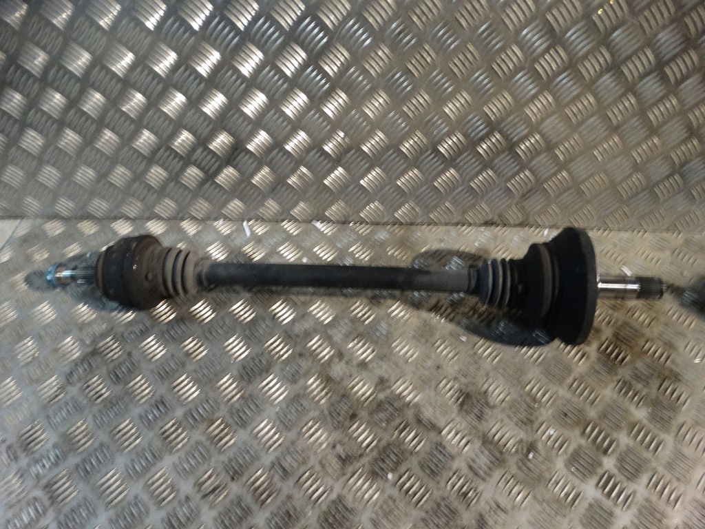фото №1, Idealna привідний вал задня mercedes s63 w222 w217 1