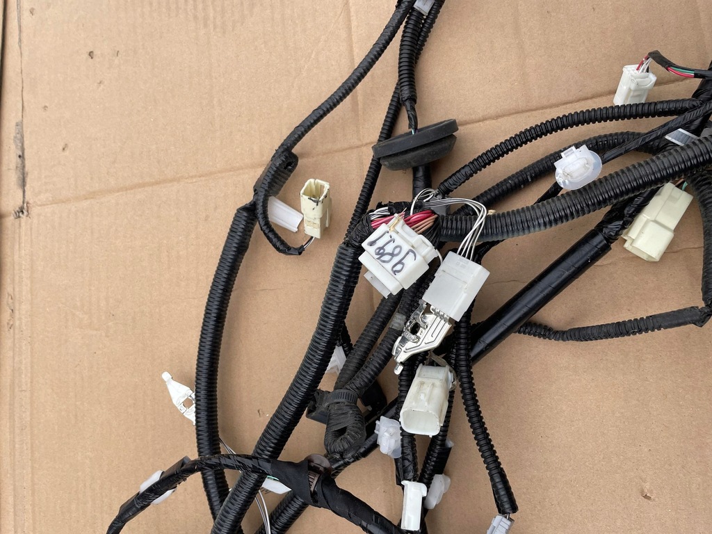 фото №8, Toyota camry viii xv70 2021- джгут електропроводка 2.5 гібрид