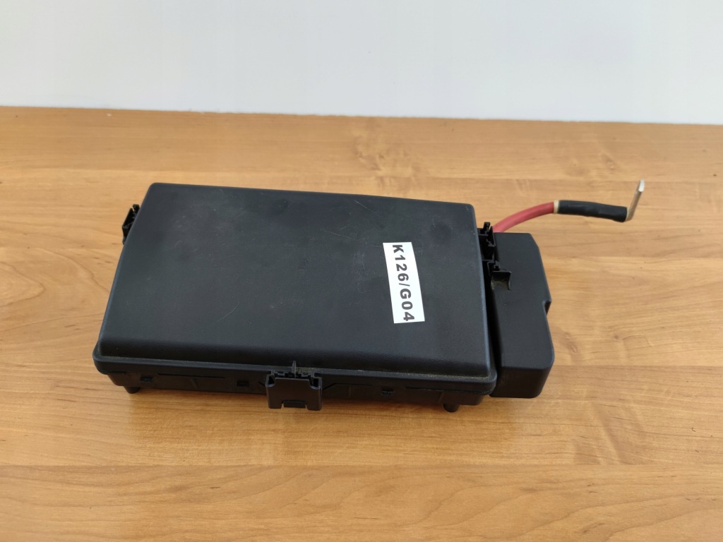 фото №2, Insignia коробка запобіжників корпус корпус