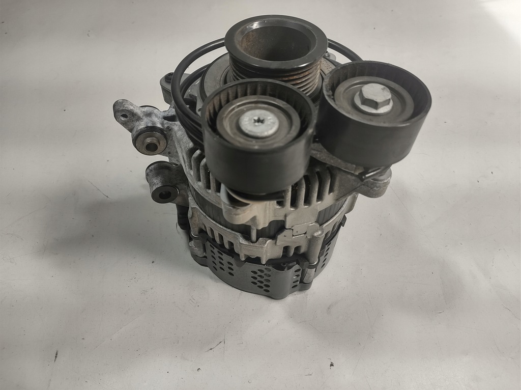 фото №1, Генератор volvo xc60 ii xc90 ii mild hybrid b4 b5