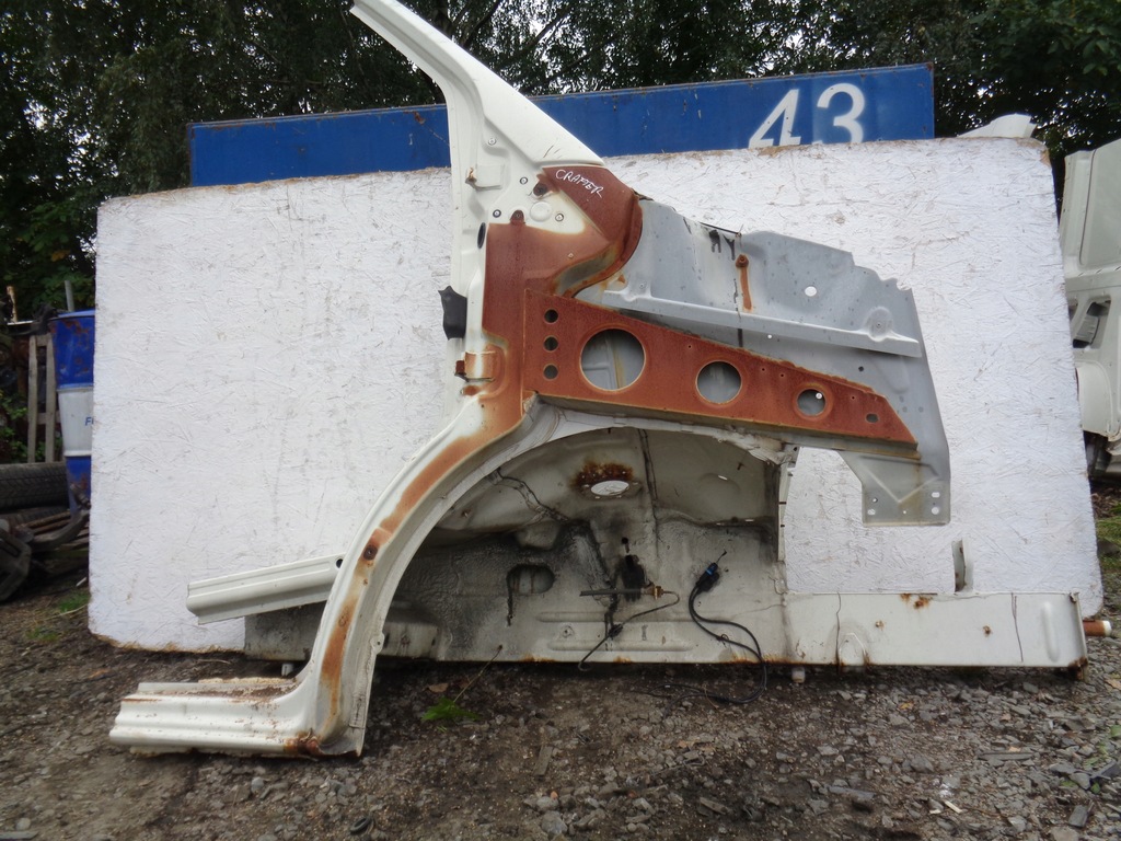 фото №1, Crafter sprinter 906 четверть правая перед 06-16r