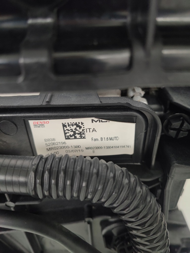 Ремень передний балка радиатор комплект радиатор fiat 500x 500 x 1.6 m-jet европа Оригинал