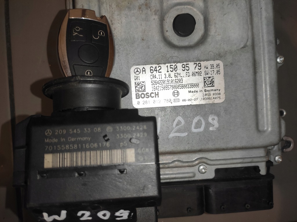 фото №15, Mercedes w209 3.0cdi набор стартовый бортовой компьютер двигателя ecu замок зажигания ключ