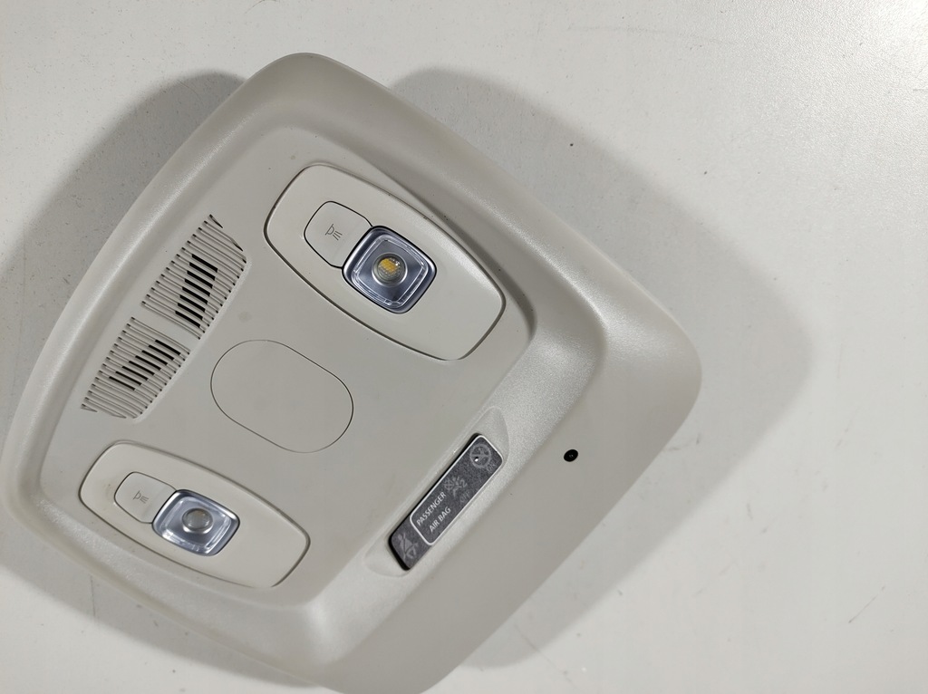 фото №9, Renault kadjar 16r- лампа потолочный