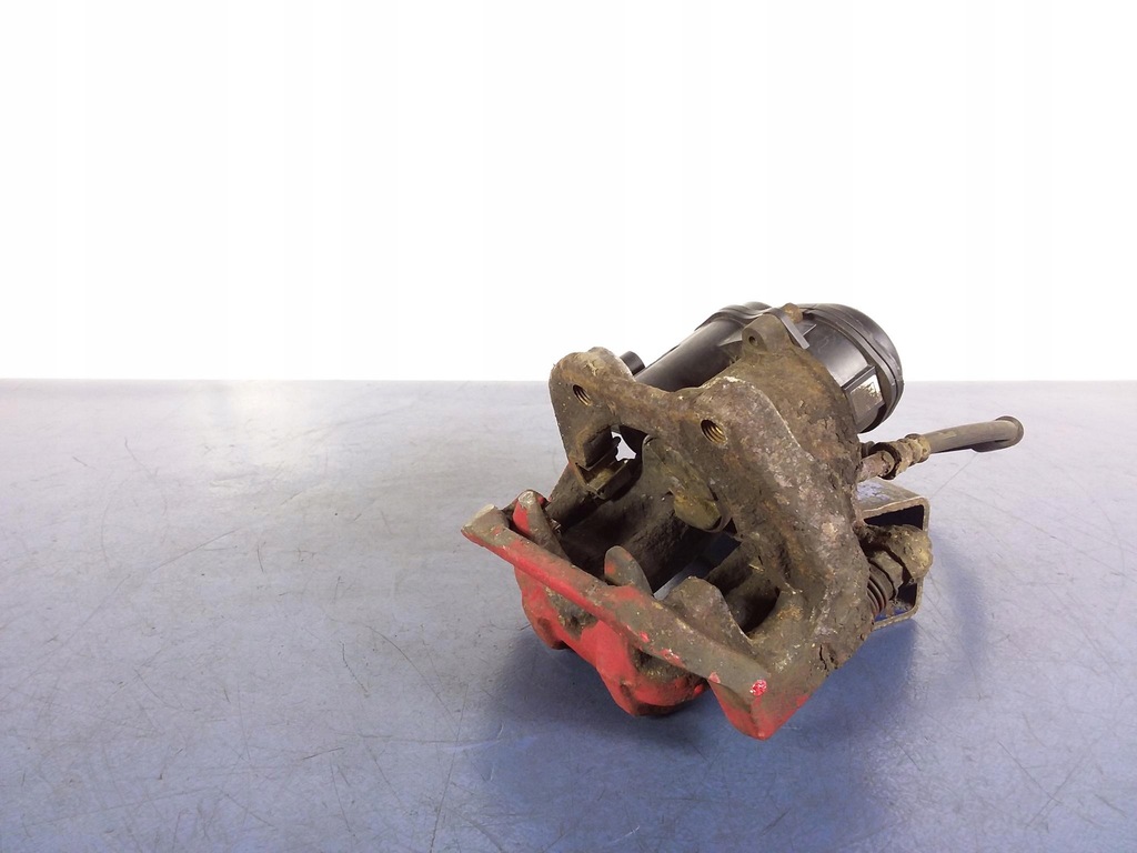 фото №6, Bmw 5 f11 суппорт скоба задняя правый elektr 44/20