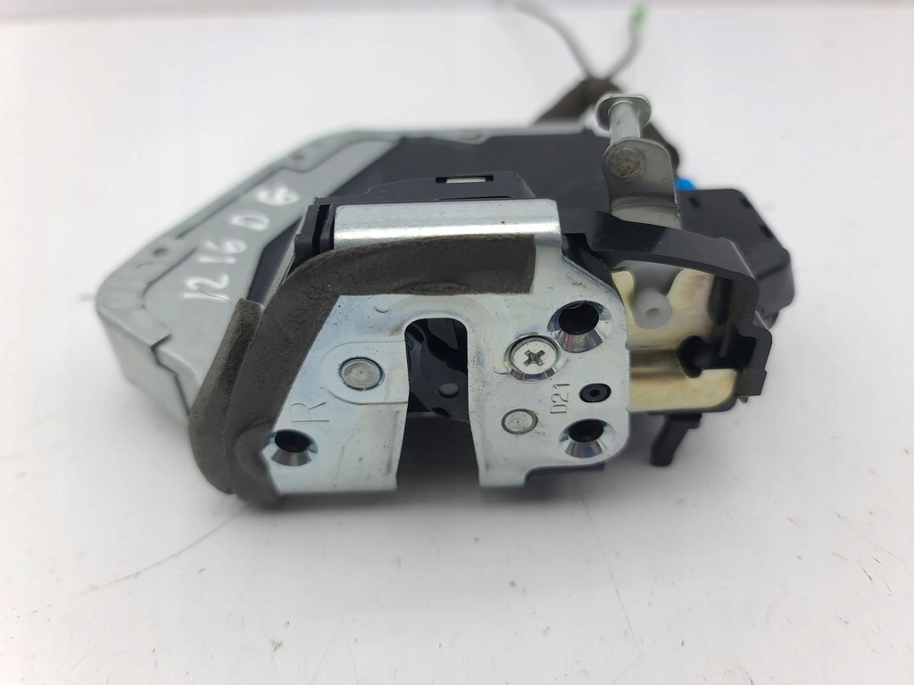 фото №7, Toyota corolla e210 e21 2022 права сторона замок двері задніх