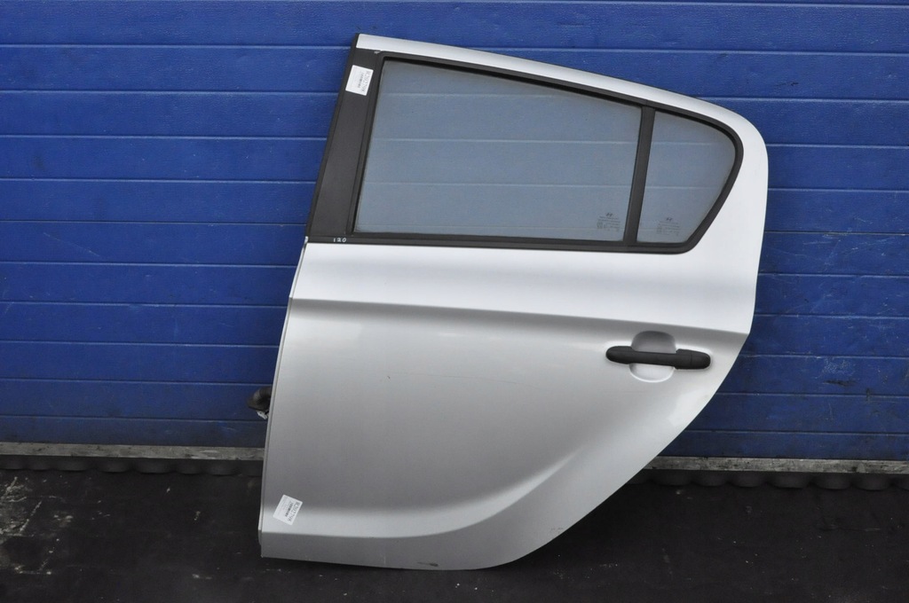 фото №1, Hyundai i20 дверь левый задняя задние полный