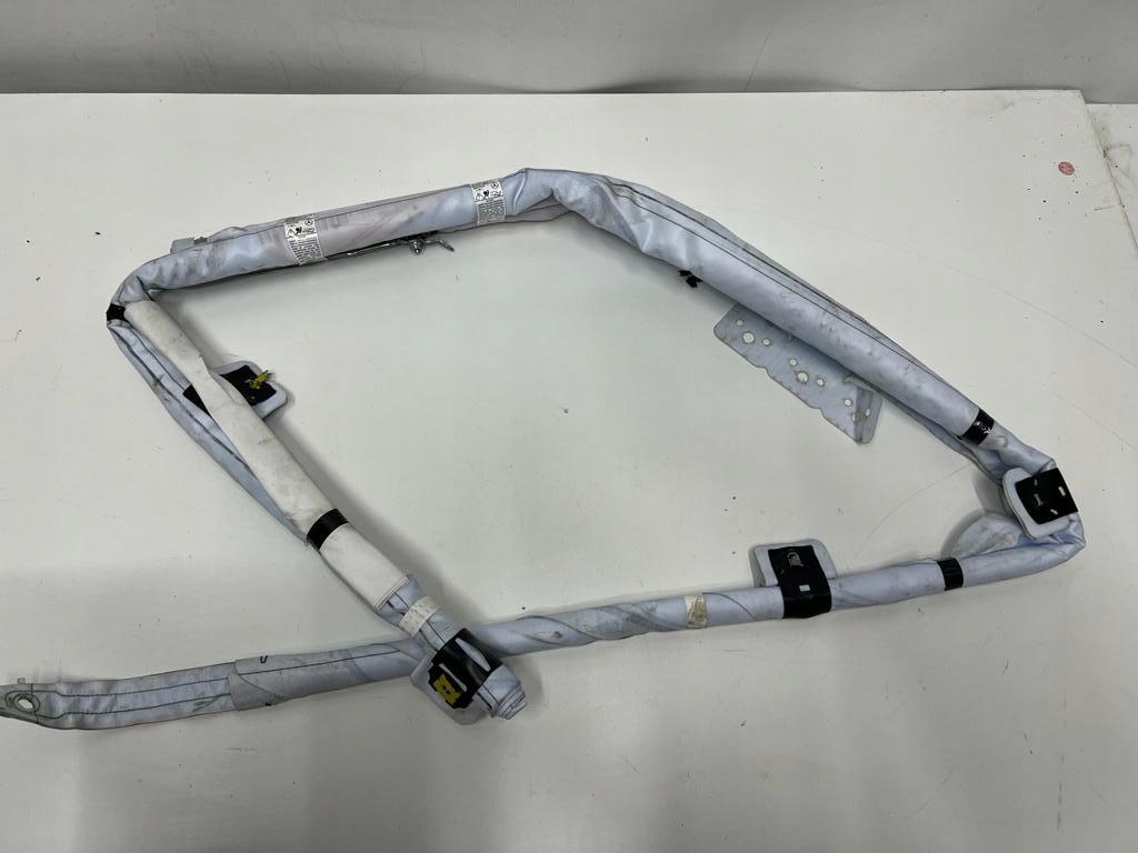 фото №1, Mercedes b w247 20r шторка безопасности подушка безопасности правая оригинал