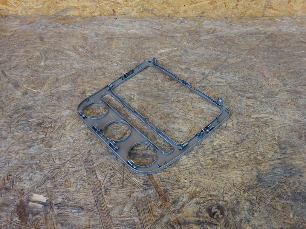 фото №3, Scirocco iii eos рамка корпус защита консоли радио 1q0858071f 1q0858069f