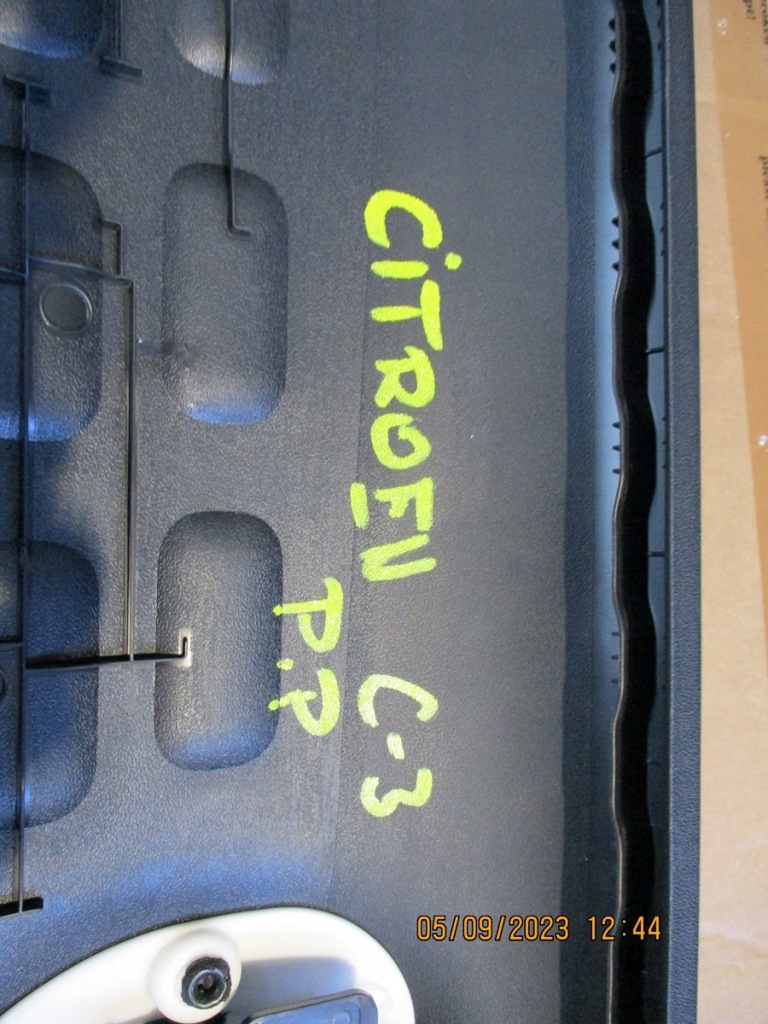 фото №6, Оббивка двері citroen c3 праве передні 9812901277