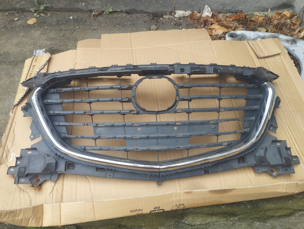 фото №1, Решётка радиатора решётка радиатора радиатора mazda iii + хром решетка