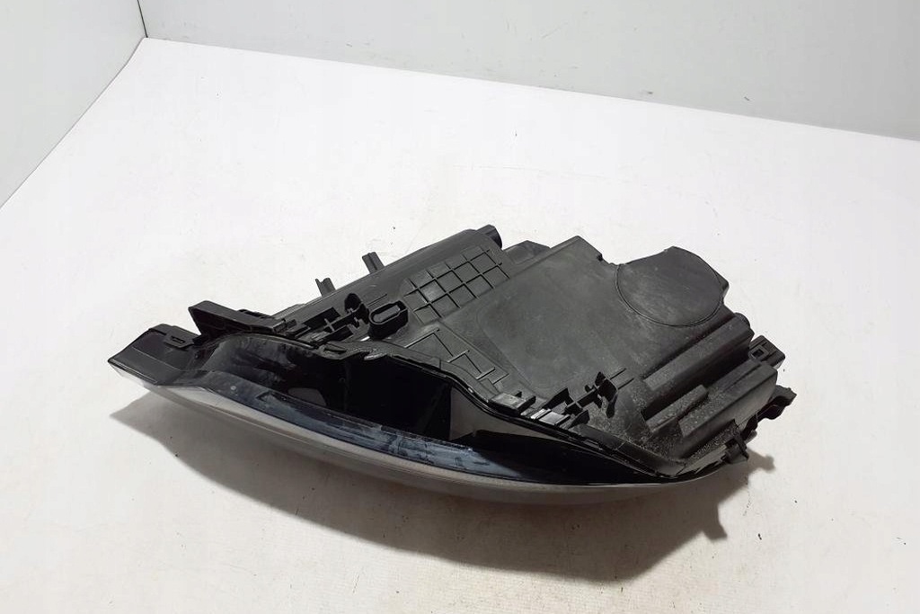 фото №10, Лампа права передня volvo xc60 ii 246 32420440 2021