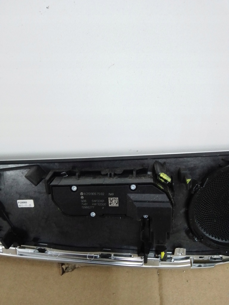 фото №6, Молдинг правая dekor дверь mercedes w205 klasa c