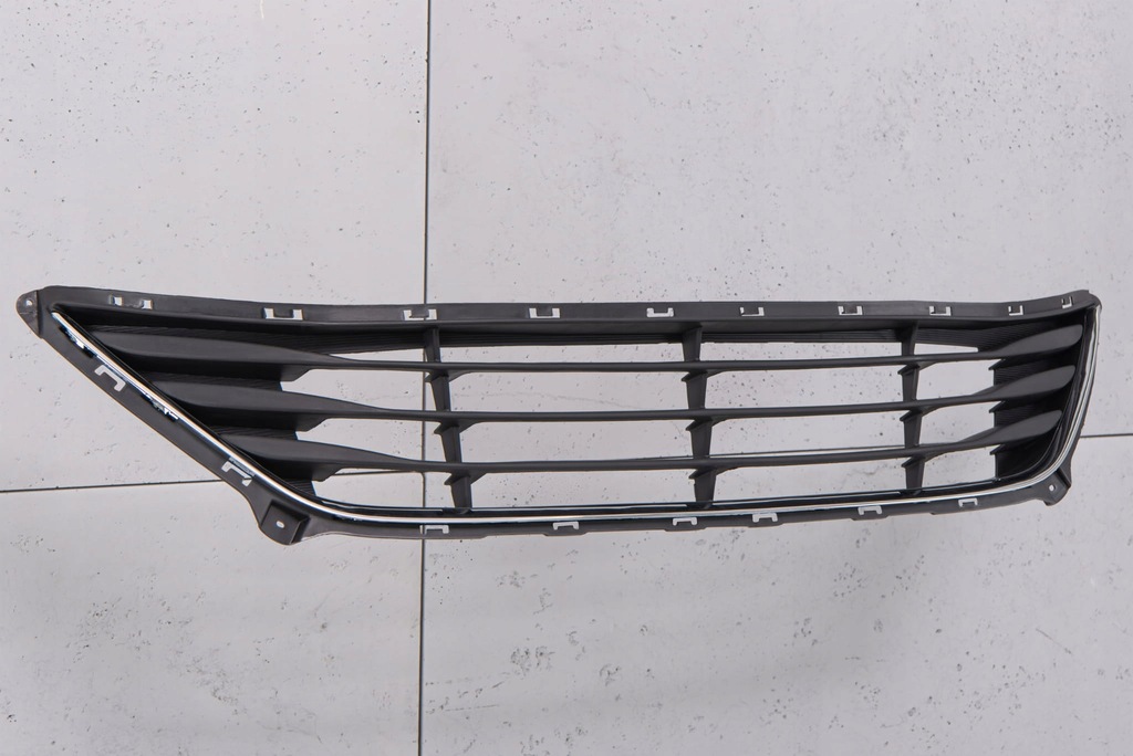 фото №8, Hyundai elantra v md 2013-2015 решітка бампера середня 865603x700