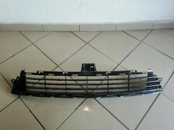 фото №1, Решітка бампера toyota auris ii 53112-02670