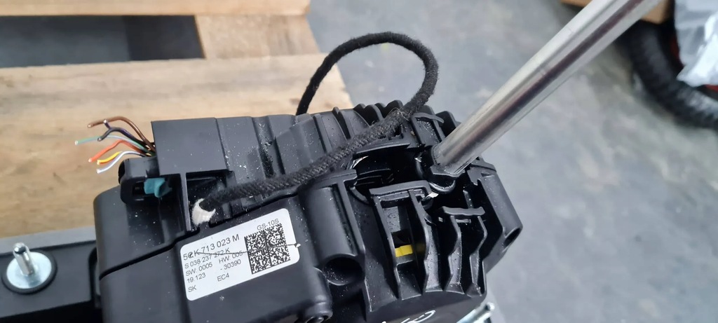 фото №7, Q3 83a домкрат перемикання передач автоматична коробка передач 2.0 tfsi 5qk713023m anglik