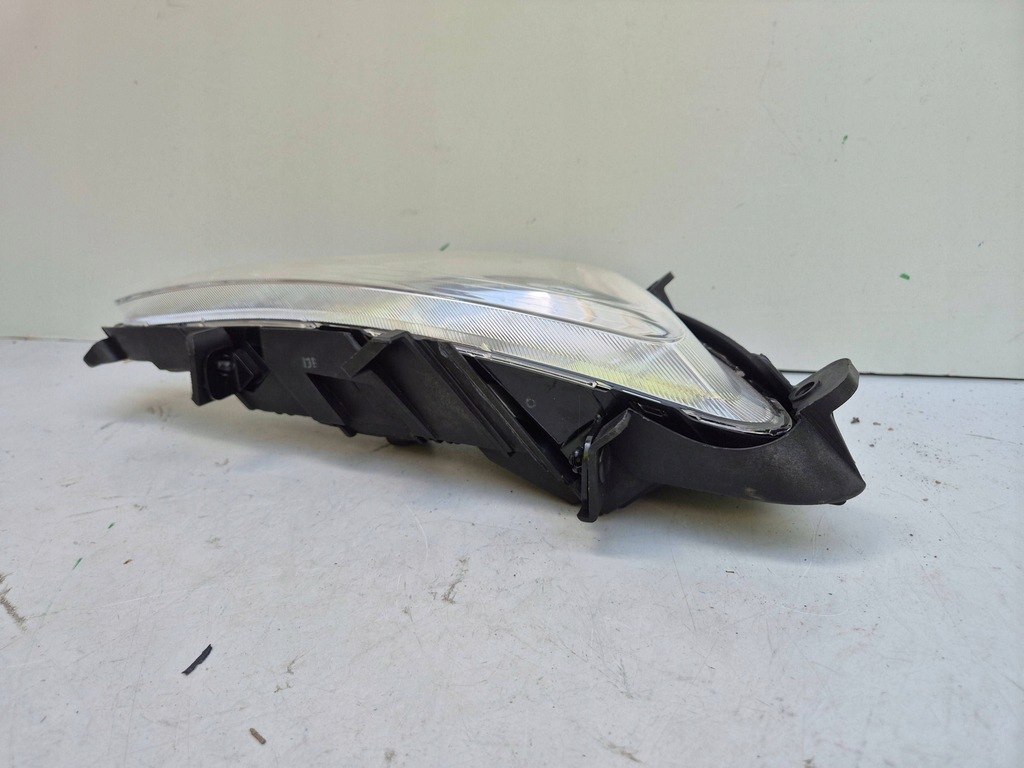 фото №8, Kia sportage iii лампа противотуманная фара левый перед 92201-3w