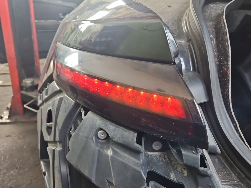 фото №1, Лампа задня ліва renault laguna iii coupe eu