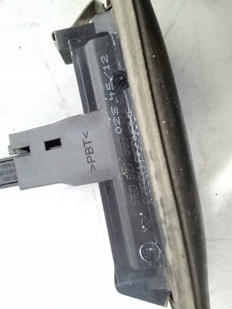 фото №5, Skoda roomster ручка мікровимикач кришки 5e0827566