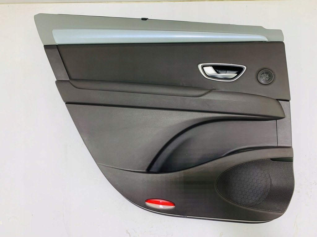 фото №1, 829019766r обшивка двері лівий задня bose renault espace v