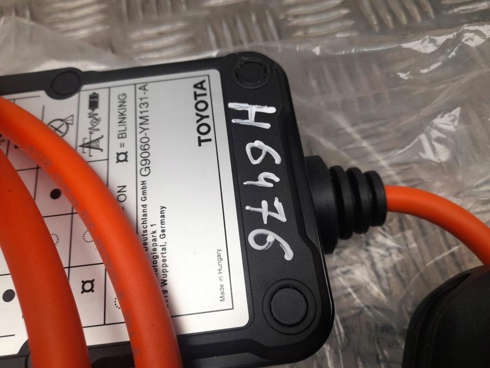 Кабель к зарядки транспортного средства toyota c-hr 2 2024 g9060ym131 Недорого