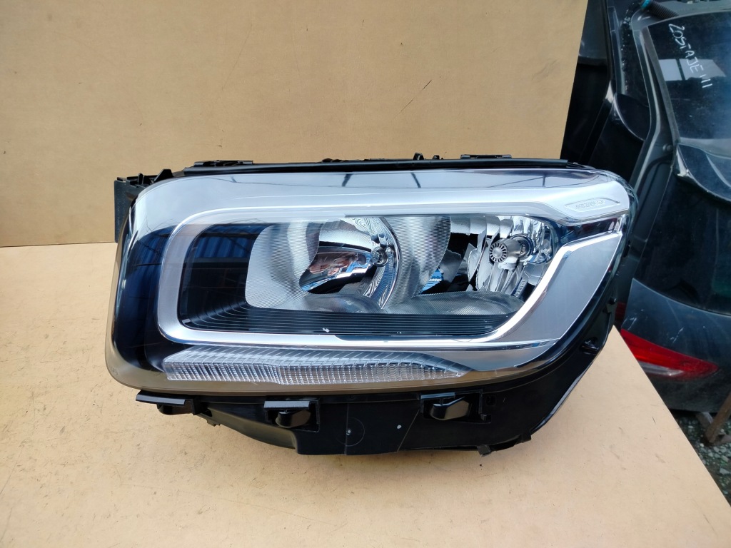фото №7, Mercedes glb w247 звичайна лампа права ліва