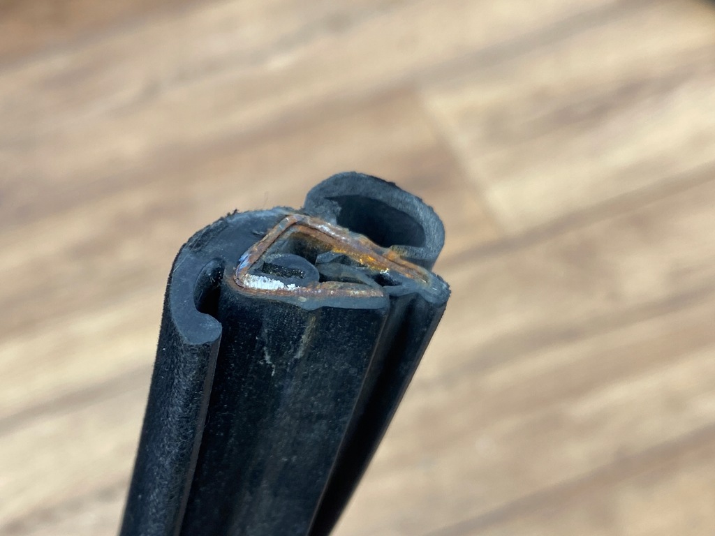 фото №7, Прокладка двері задня dodge charger 2015+ usa